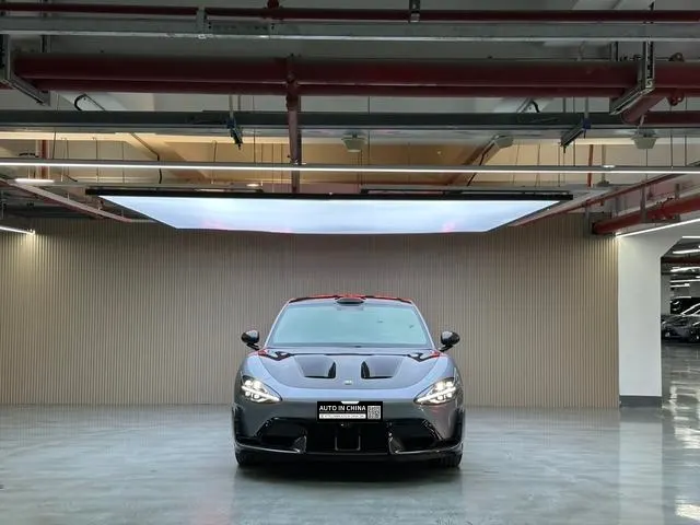 【AIC-MAR57】Xiaomi SU7 Ultra 2025 Standard Edition | Chinese Used Car Exporter