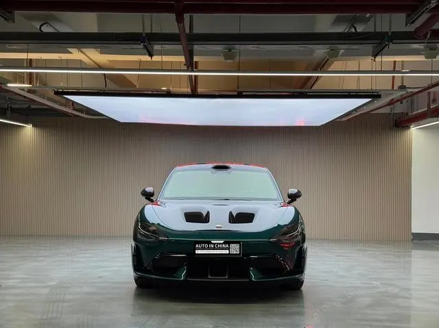 【AIC-MAR61】Xiaomi SU7 Ultra 2025 Standard Edition | Chinese Used Car Exporter