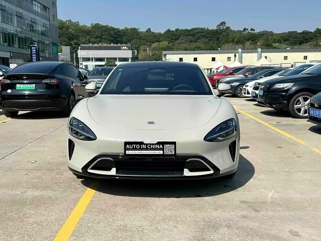 【AIC-MAR65】Xiaomi SU7 2024 Rear-Wheel Drive Standard Long-Range Edition | Chinese Used Car Exporter