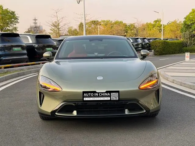 【AIC-MAR69】Xiaomi SU7 2024 Rear-Wheel Drive Standard Long-Range Edition | Chinese Used Car Exporter
