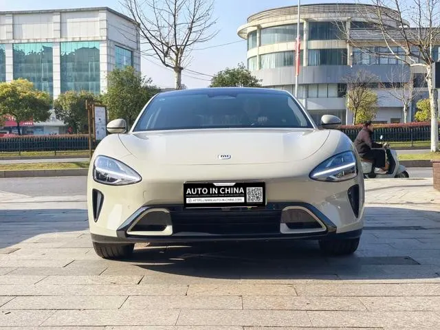 【AIC-MAR72】Xiaomi SU7 2024 Rear-Wheel Drive Standard Long-Range Edition | Chinese Used Car Exporter