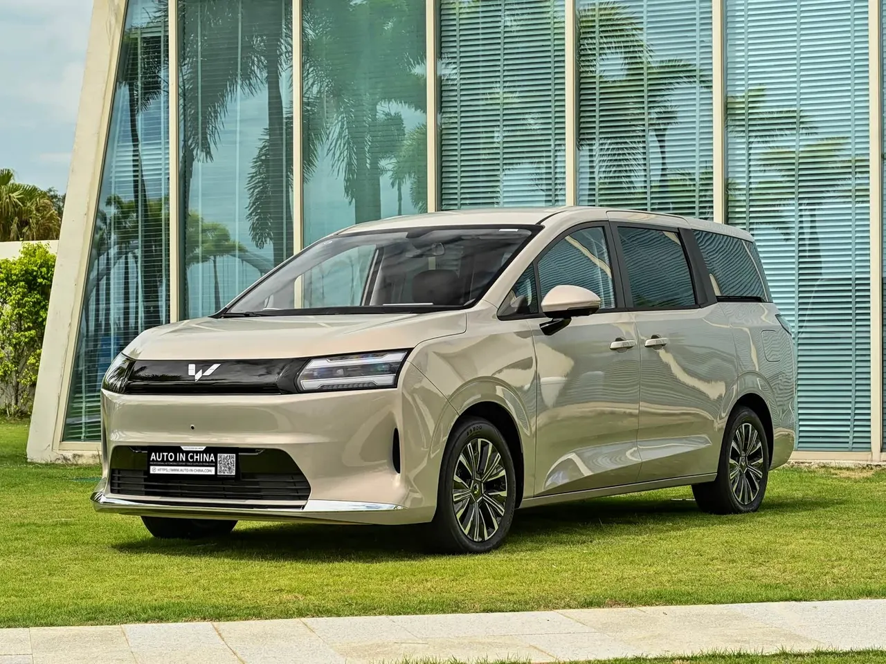 Wuling Starlight 730 EV 500km Premium Trim| New Vehicle Export — No 180-Day Waiting Period