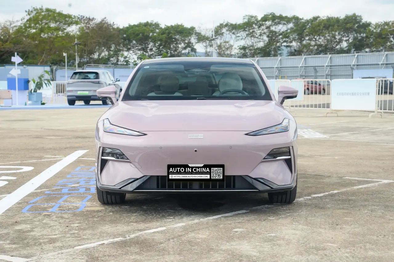 GEELY GALAXY · Galaxy E8 2025 MY 700km Voyage ADAS