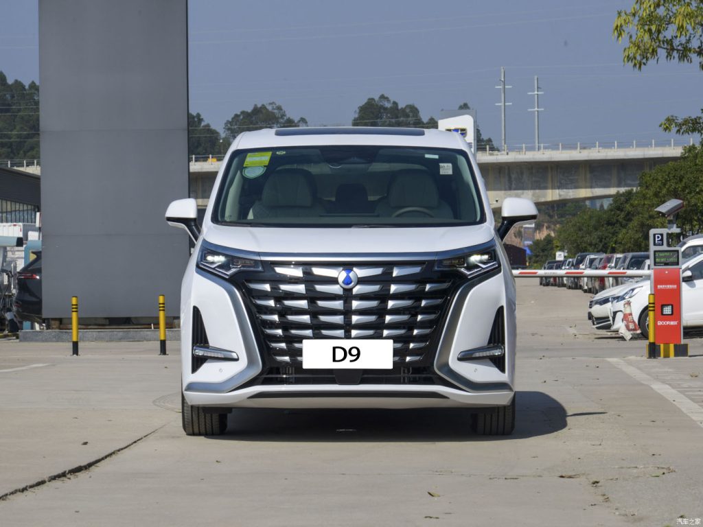 حار للبيع في الأوراق المالية دينزا D9 Dm-I Phev كبيرة فاخرة عالية الأداء موك 1 تعيين التوصيل في السيارة الكهربائية الهجينة MPV