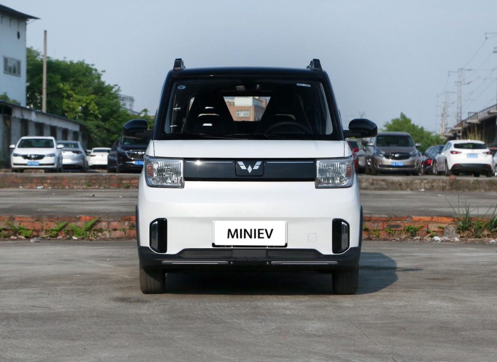 SAIC-GM-Wuling Hongguang MINIEV Mobility electric mini car