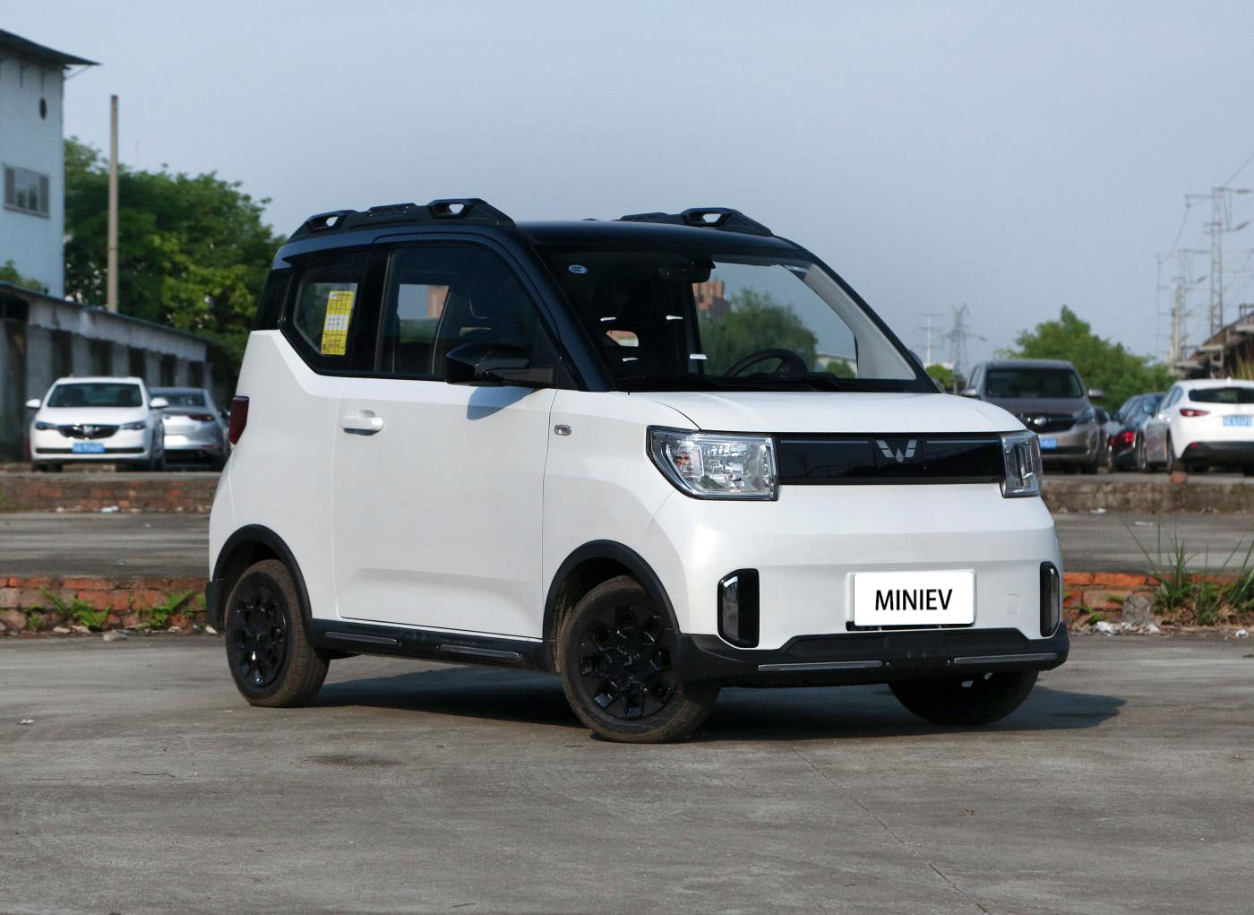 SAIC-GM-Wuling Hongguang MINIEV Mobility electric mini car -  - 2