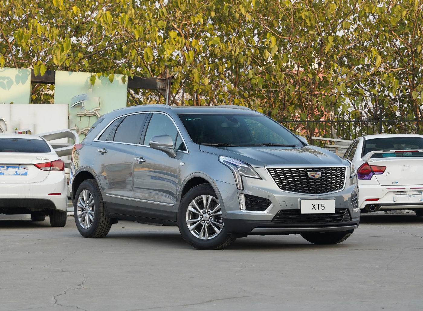 2024 Cadillac XT5 2.0T Mid-size SUV In Stock And Available For Export Trade - Cadillac - 3