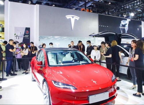 Tesla’s Redesigned Model 3 Takes Center Stage at Beijing Trade Fair in China