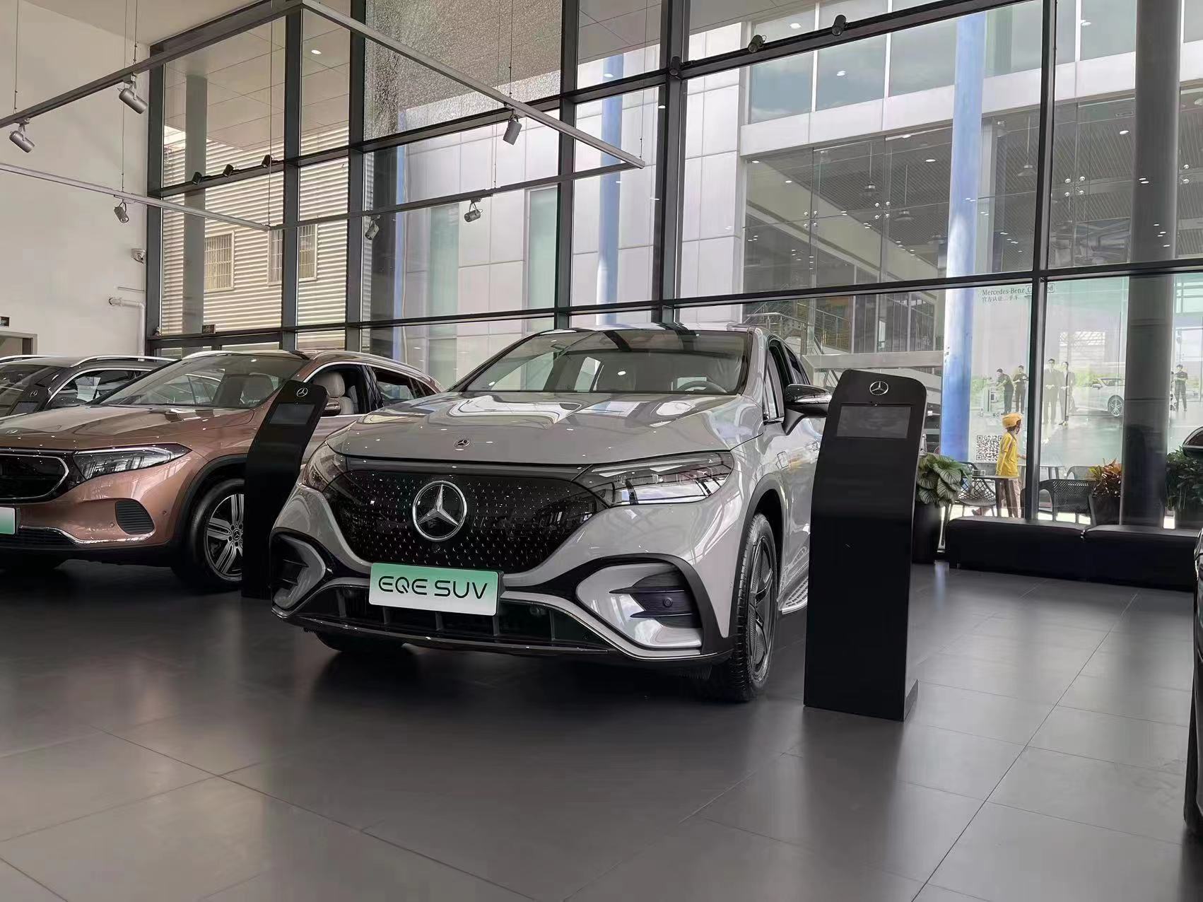 Обзор электромобиля Mercedes-Benz - Внедорожник EQE 350 Пионерское издание  - Авто в Китае