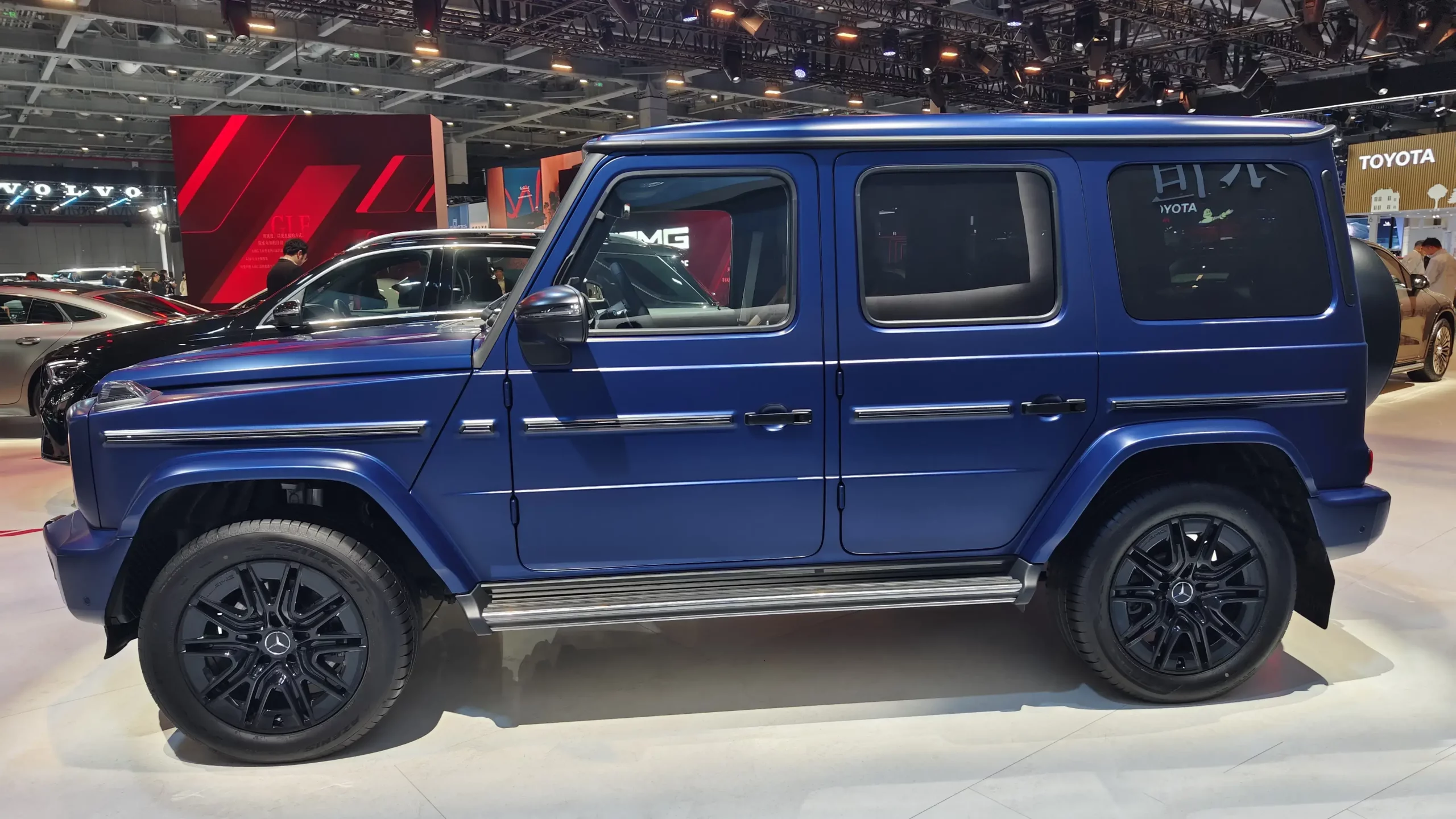 New Mercedes-Benz G-Class G 500 Unveiled at the 2024 CIIE: Equipped with 3.0T Engine and Priced at RMB 1.868 Million - News - 2