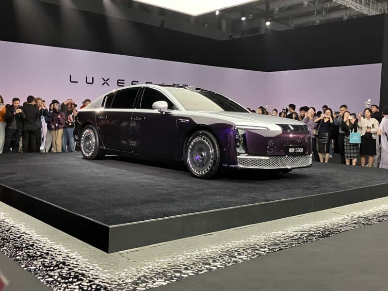 Huawei Maextro S800: Luxury Sedan with L3 Self-Driving and Cutting-Edge Features - News - 3