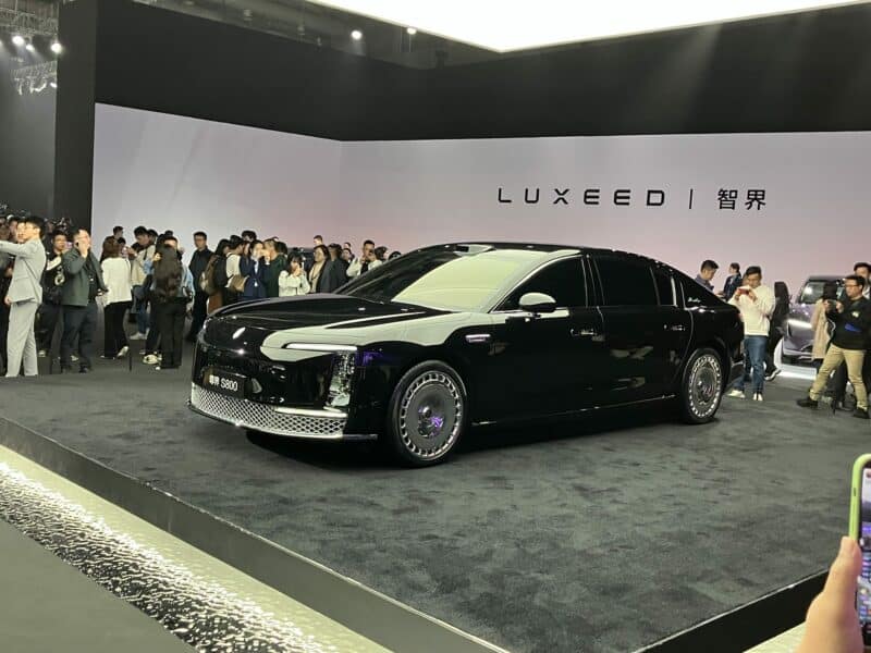 Huawei Maextro S800: Luxury Sedan with L3 Self-Driving and Cutting-Edge Features - News - 17