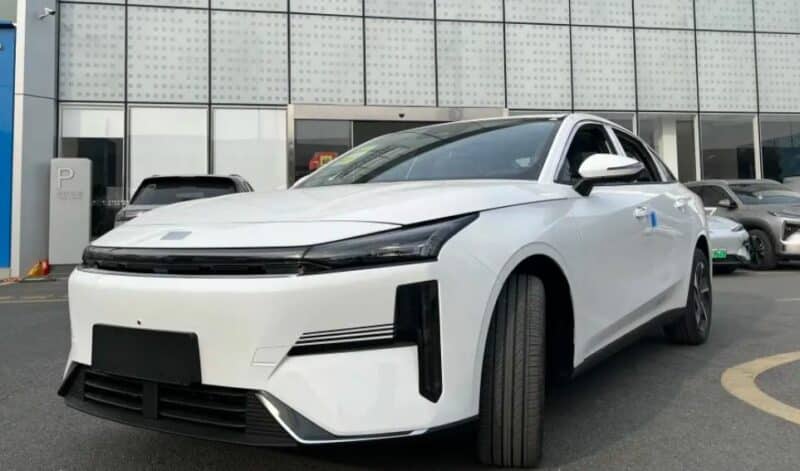 Geely Galaxy L6 EM-i PHEV to Launch on February 15 with 2,000 km Range - Car News - 3